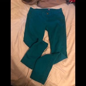 Teal size 7 women’s skinny jeans